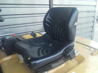 Carretilla contrapesada de 4 ruedas Caterpillar EP25K-PAC
