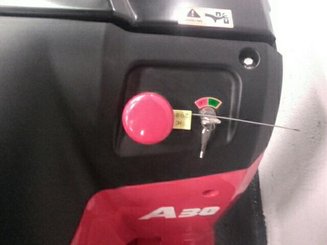 Transpaleta con conductor acompañante Hangcha CBD30-AC1