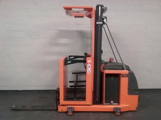 Preparadoras de pedidos con cabina de mando elevable OMG 602