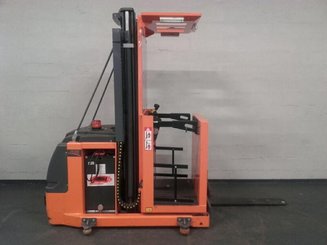 Preparadoras de pedidos con cabina de mando elevable OMG 602