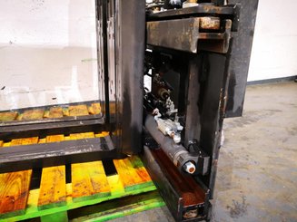 Folleto de uno o dos palets Caterpillar 4000