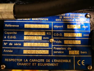 Folleto de uno o dos palets Caterpillar 4000