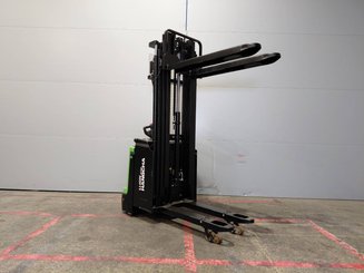 Apilador con conductor acompañante Hangcha CDD16-XT1-SIL - 1