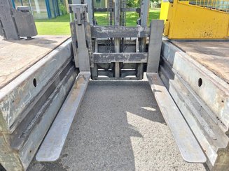 Carretilla carga lateral Baumann GX50/18/45
