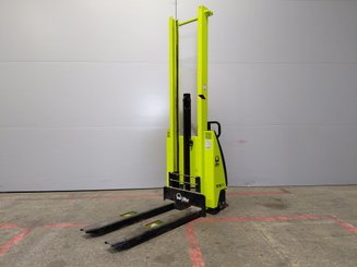Apilador con conductor acompañante Lifter TX 10/20