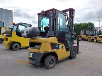 Carretilla contrapesada de 4 ruedas Caterpillar GP25NTD - 12