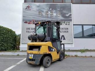 Carretilla contrapesada de 4 ruedas Caterpillar GP25NTD - 4