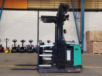Preparadoras de pedidos con cabina de mando elevable Caterpillar NOH10N