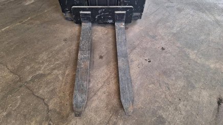 Preparadoras de pedidos con cabina de mando elevable Caterpillar NOH10N