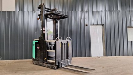 Preparadoras de pedidos con cabina de mando elevable Caterpillar NOH10N