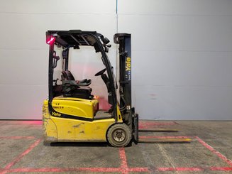Carretilla contrapesada de 3 ruedas Yale ERP16VT SWB - 5