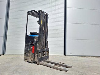 Apilador con plataforma Caterpillar NSR16NI