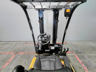 Carretilla contrapesada de 3 ruedas Yale ERP15VC - 7