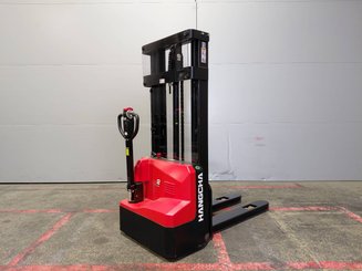 Apilador con conductor acompañante Hangcha CDD12-A2MC2-SZ
