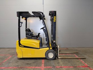 Carretilla contrapesada de 3 ruedas Yale ERP18VT - 5