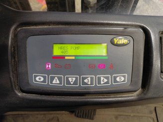 Carretilla contrapesada de 3 ruedas Yale ERP16 ATF