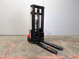 Apilador con conductor acompañante Hangcha CDD12-A2MC2-SZ - 2