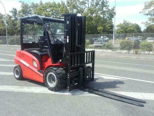 Carretilla contrapesada de 4 ruedas - A4W50-E