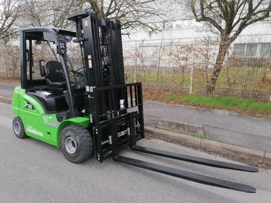 Carretilla contrapesada de 4 ruedas - XC30i