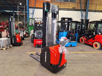 Apilador con conductor acompañante Hangcha CDD16-AC2