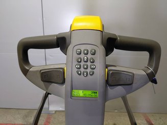 Apilador con plataforma Mitsubishi SBV12P