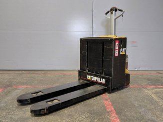Transpaleta con conductor acompañante Caterpillar NPP20N2E - 2