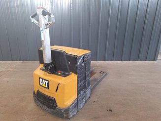 Transpaleta con conductor acompañante Caterpillar NPP20N2E