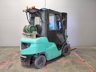Carretilla contrapesada de 4 ruedas Mitsubishi FG25N - 3