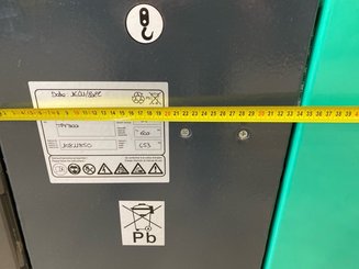 Transpaleta con plataforma Mitsubishi PBF20N3R Fourches 2400mm