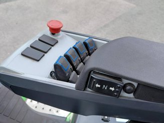 Carretilla contrapesada de 4 ruedas Hangcha XC25i - 7