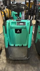 Transpaleta con plataforma Mitsubishi PBF25N3R MITSUBISHI