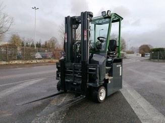 Carretilla multidireccional Combilift CBE2500 - 1
