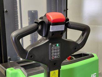 Apilador con conductor acompañante Hangcha CDD16-XT1-SI