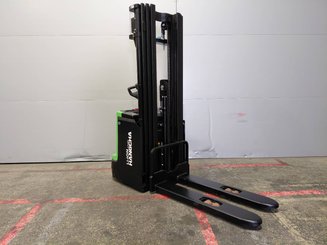 Apilador con conductor acompañante Hangcha CDD16-XT1-SI