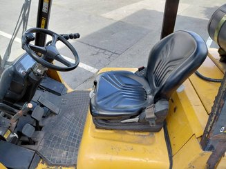 Carretilla contrapesada de 4 ruedas Caterpillar GC40K - 13