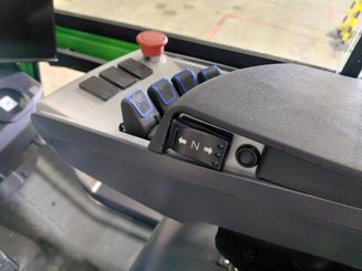 Carretilla contrapesada de 4 ruedas Hangcha XC50i - 10
