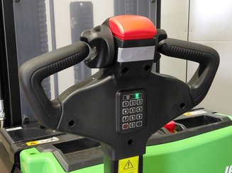 Apilador con conductor acompañante Hangcha CDD16-XT1-SIL