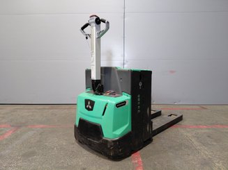Transpaleta con conductor acompañante Mitsubishi PBP20N2E