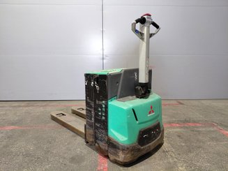 Transpaleta con conductor acompañante Mitsubishi PBP20N2E