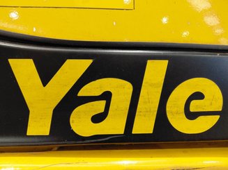 Carretilla contrapesada de 4 ruedas Yale GLP35VX - 8