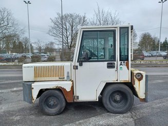 Tractor de remolque ATA 3600LPG