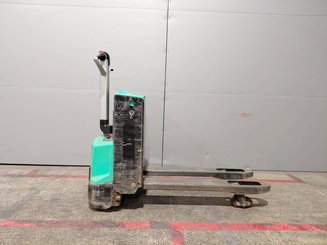 Transpaleta con conductor acompañante Mitsubishi PBP16N2 - ACCOMPAGNANT