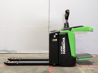 Transpaleta con plataforma Hangcha CBD20-XT1S-SI 
