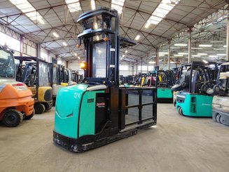Preparadoras de pedidos con cabina de mando elevable Caterpillar NOH10N - 2