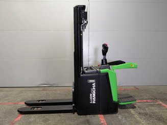 Apilador con plataforma Hangcha CDD16-XT1S-SiL