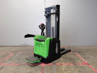 Apilador con plataforma Hangcha CDD16-XT1S-SiL