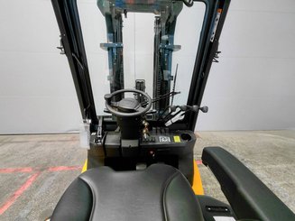 Carretilla contrapesada de 4 ruedas Hangcha XE25i ( CPD25-XEY2HA-SI )