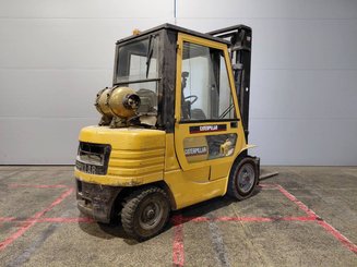 Carretilla contrapesada de 4 ruedas Caterpillar GP25 - 2