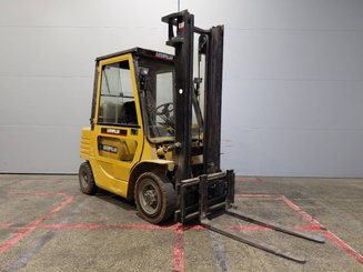 Carretilla contrapesada de 4 ruedas Caterpillar GP25 - 1