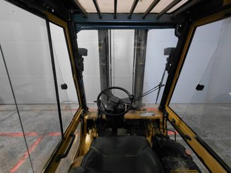Carretilla contrapesada de 4 ruedas Caterpillar GP25 - 7
